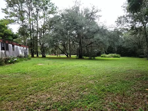 Exterior - 12231 NE 64 Pl, Williston, FL 32696 photo 8 of 10