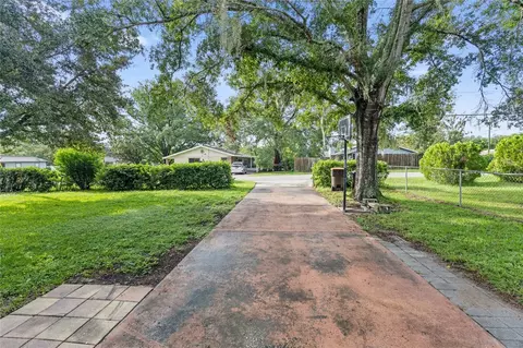 Exterior - 5149 SE 108th Pl, Belleview, FL 34420 photo 9 of 12