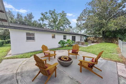 Exterior - 5149 SE 108th Pl, Belleview, FL 34420 photo 7 of 12