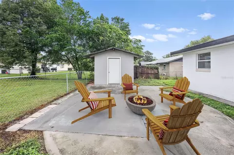 Exterior - 5149 SE 108th Pl, Belleview, FL 34420 photo 5 of 12