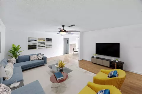 Living - 5149 SE 108th Pl, Belleview, FL 34420 photo 6 of 8