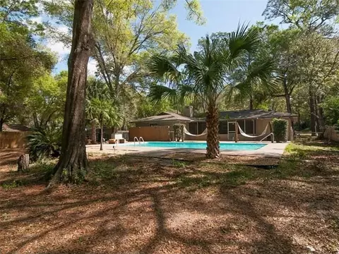 Exterior - 126 SE 41st Ave, Ocala, FL 34471 photo 5 of 7