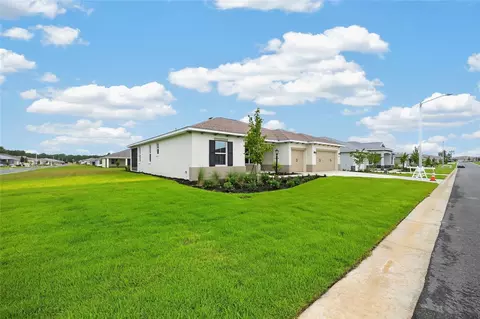 Exterior - 10440 SW 106th Ct, Ocala, FL 34481 photo 5 of 17