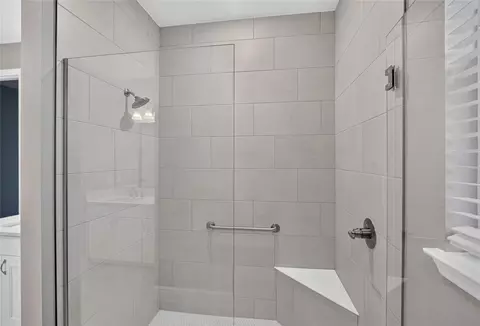 Bath - 10440 SW 106th Ct, Ocala, FL 34481 photo 5 of 7
