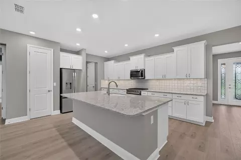 Kitchen - 10440 SW 106th Ct, Ocala, FL 34481 photo 1 of 6