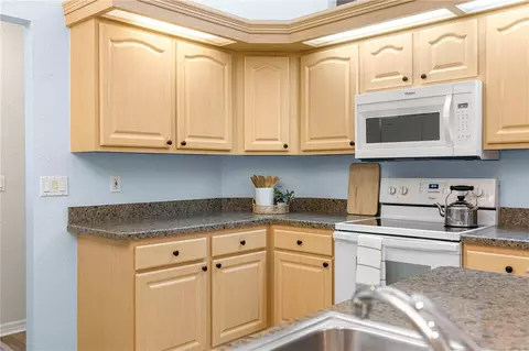 Kitchen - 7349 SW 112th Pl, Ocala, FL 34476 photo 3 of 5