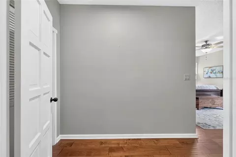 Entry Way - 1731 SE Clatter Bridge Rd, Ocala, FL 34471 photo 5 of 6