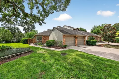 Exterior - 1731 SE Clatter Bridge Rd, Ocala, FL 34471 photo 12 of 17