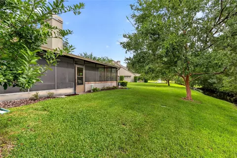 Exterior - 1731 SE Clatter Bridge Rd, Ocala, FL 34471 photo 10 of 17