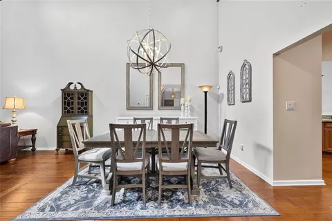 Dining - 1731 SE Clatter Bridge Rd, Ocala, FL 34471 photo 2 of 6