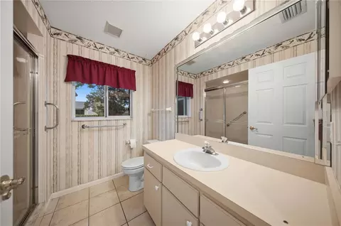 Bath - 5126 NW 21st Loop, Ocala, FL 34482 photo 3 of 4
