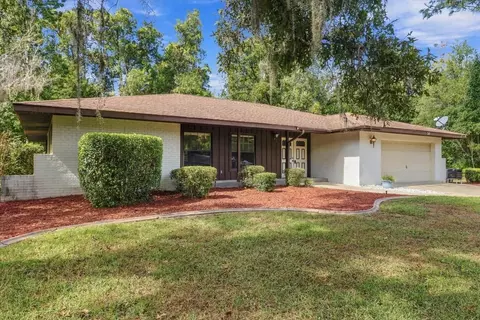 30 Sycamore Cir, Homosassa, FL 34446