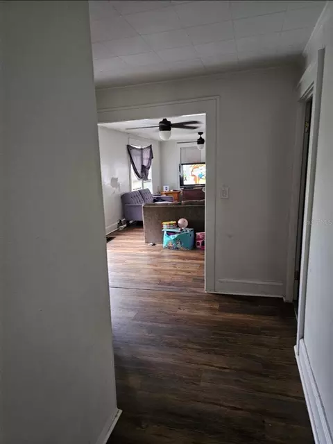 Entry Way - 613 NE 8th Ave, Ocala, FL 34470 photo 1 of 1