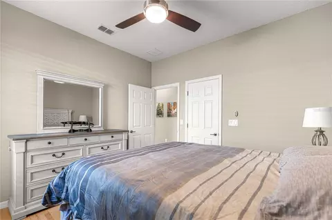 Bedroom - 8567 SW 83rd Loop, Ocala, FL 34481 photo 2 of 8