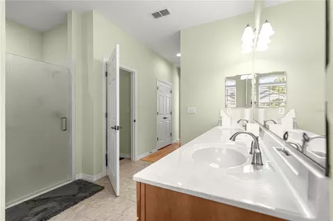 Bath - 8567 SW 83rd Loop, Ocala, FL 34481 photo 6 of 6