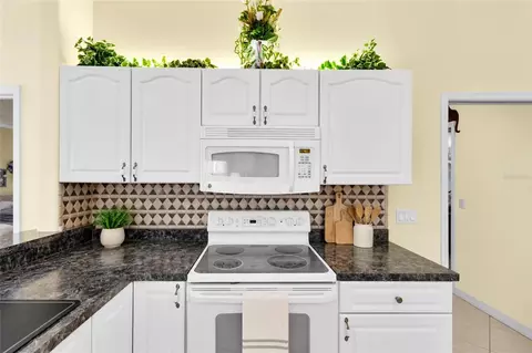 Kitchen - 9889 SW 63rd Ct, Ocala, FL 34476 photo 2 of 3