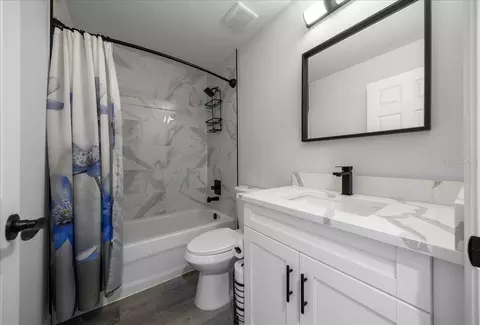 Bath - 55 Locust Loop Cir, Ocala, FL 34472 photo 1 of 2