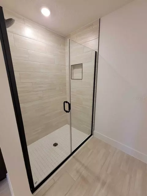 Bath - 4532 SW 90th Pl, Ocala, FL 34476 photo 3 of 8