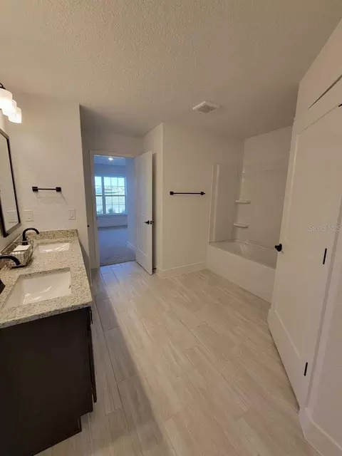 Bath - 4532 SW 90th Pl, Ocala, FL 34476 photo 5 of 8
