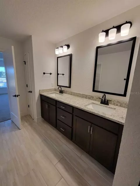 Bath - 4532 SW 90th Pl, Ocala, FL 34476 photo 1 of 8