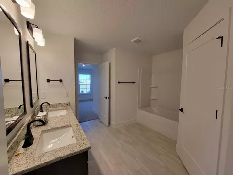 Bath - 4532 SW 90th Pl, Ocala, FL 34476 photo 7 of 8