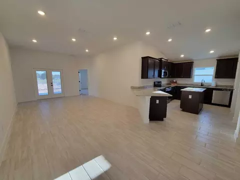 Living - 4532 SW 90th Pl, Ocala, FL 34476 photo 2 of 3