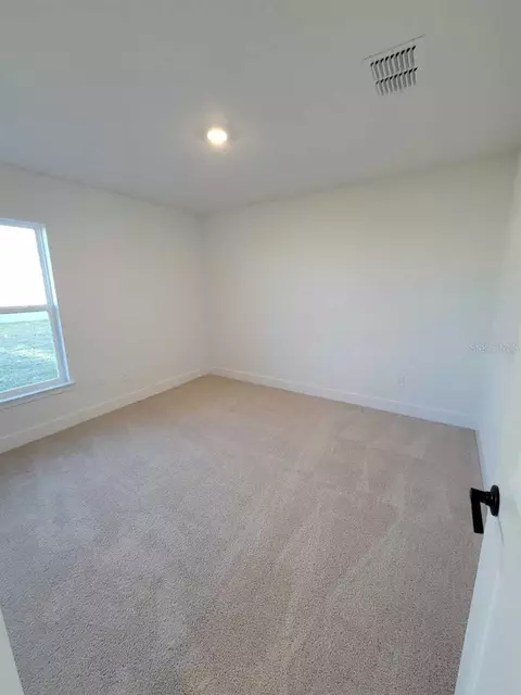 Bedroom - 4532 SW 90th Pl, Ocala, FL 34476 photo 3 of 4