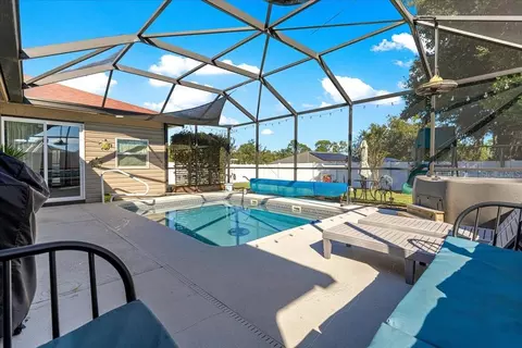 Exterior - 321 Oak Track Loop, Ocala, FL 34472 photo 3 of 11