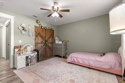 Bedroom - 321 Oak Track Loop, Ocala, FL 34472 photo 6 of 8