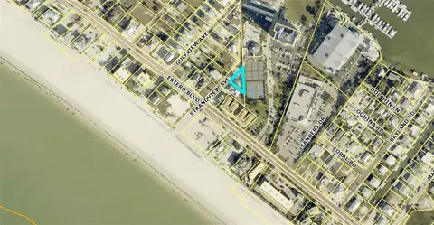 128 Strandview Ave, Fort Myers Beach, FL 33931