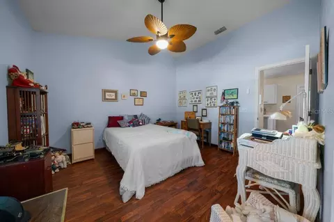 Bedroom - 4470 NW 32nd St, Ocala, FL 34482 photo 2 of 4