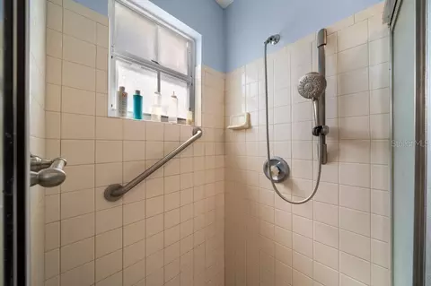 Bath - 4470 NW 32nd St, Ocala, FL 34482 photo 6 of 6