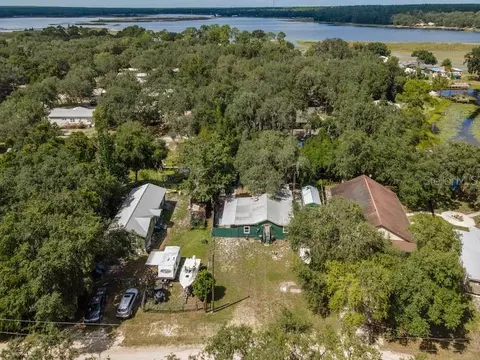24855 NE 135th St, Salt Springs, FL 32134
