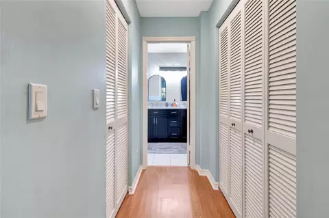 Entry Way - 8841 SW 93rd Pl #E, Ocala, FL 34481 photo 1 of 1