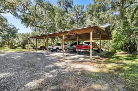 Exterior - 13680 NE 38th Ave, Anthony, FL 32617 photo 7 of 14