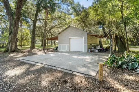 Exterior - 13680 NE 38th Ave, Anthony, FL 32617 photo 13 of 14