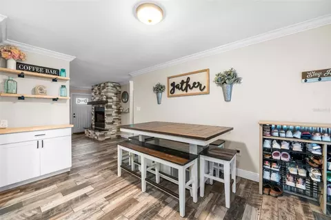 Dining - 13680 NE 38th Ave, Anthony, FL 32617 photo 1 of 1