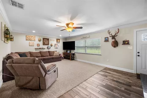 Living - 13680 NE 38th Ave, Anthony, FL 32617 photo 2 of 2