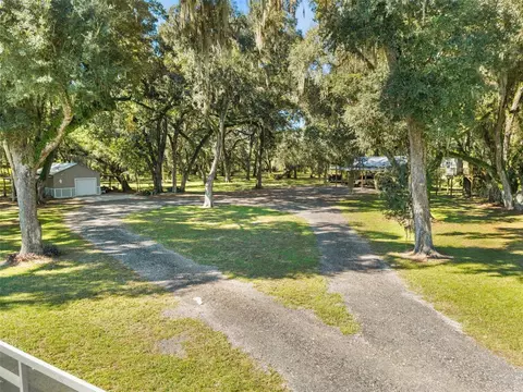 Exterior - 13680 NE 38th Ave, Anthony, FL 32617 photo 9 of 14