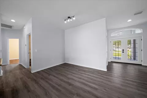Living - 5044 SW 104th Loop, Ocala, FL 34476 photo 4 of 4