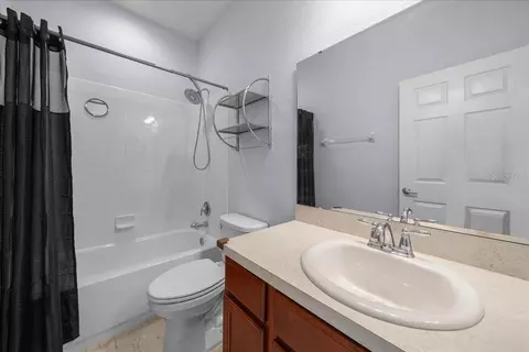 Bath - 5044 SW 104th Loop, Ocala, FL 34476 photo 4 of 6