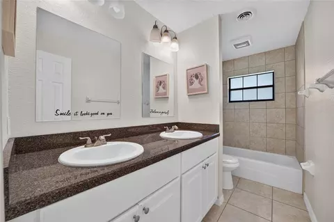 Bath - 3704 SE 34th Ct, Ocala, FL 34471 photo 4 of 5