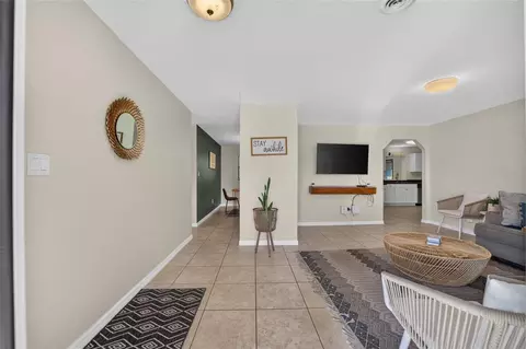 Entry Way - 3704 SE 34th Ct, Ocala, FL 34471 photo 2 of 3
