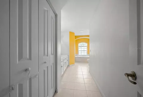 Entry Way - 1961 SW 170th Loop, Ocala, FL 34473 photo 4 of 7