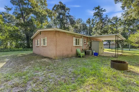 Exterior - 424 SE 1st Pl, Williston, FL 32696 photo 3 of 6