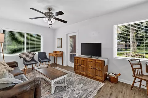 Living - 424 SE 1st Pl, Williston, FL 32696 photo 3 of 3