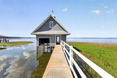 15050 SE 140th Avenue Rd, Weirsdale, FL 32195