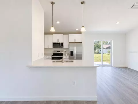 Kitchen - 442 NW 64th Pl, Ocala, FL 34475 photo 4 of 4