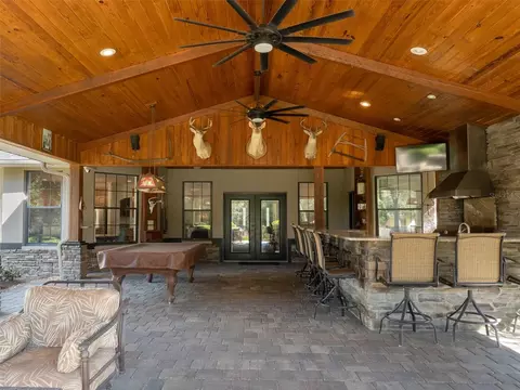 Exterior - 6560 NE 150th Ave, Williston, FL 32696 photo 4 of 11