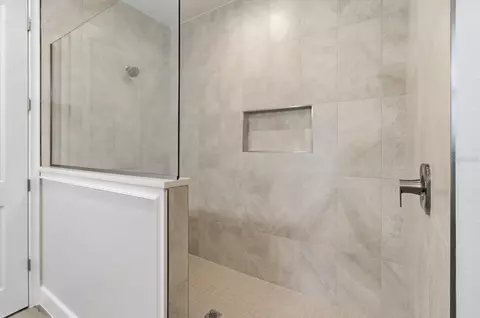 Bath - 196 E Dusty Ct, Hernando, FL 34442 photo 2 of 4